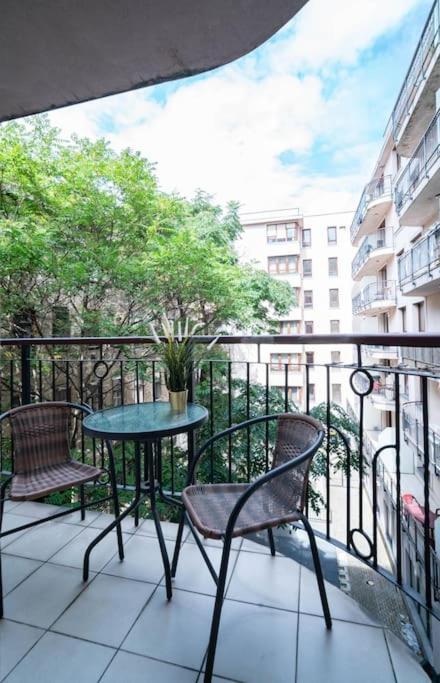 Free Parking! Soho Budapest 304, 4 Ppl, Ac, Fast Wifi, Smart Tv Экстерьер фото